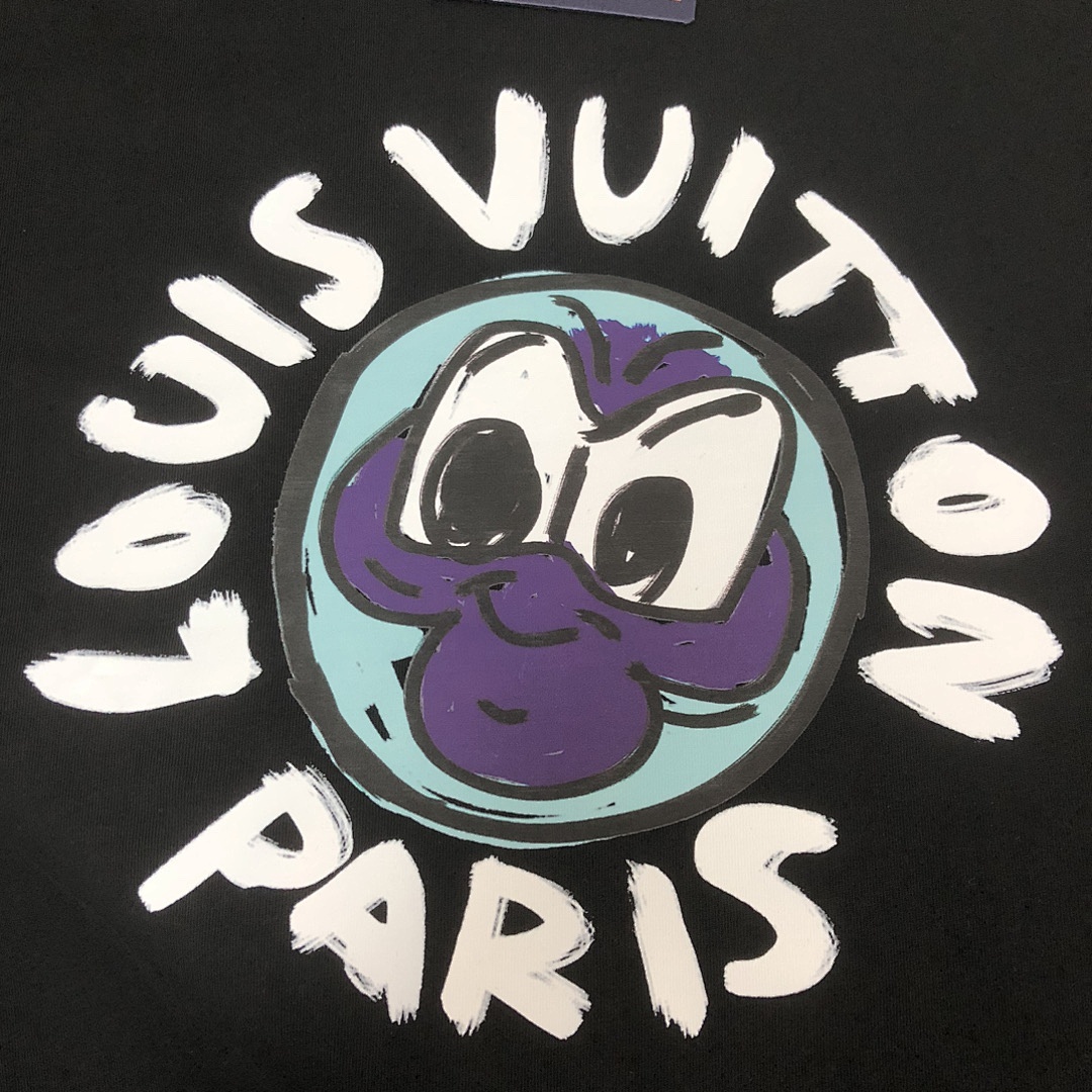 Louis Vuitton T-Shirt Style 058 detail view 2