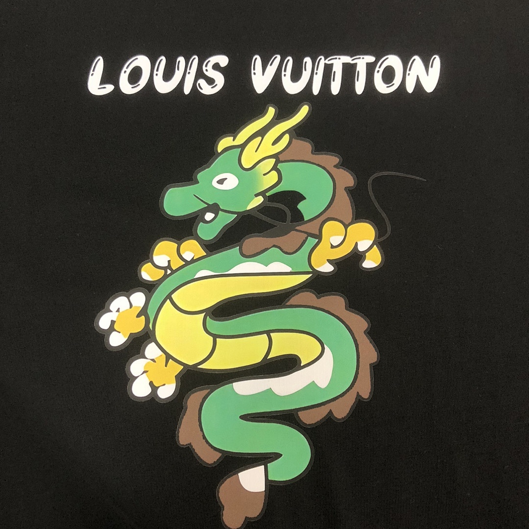Louis Vuitton T-Shirt Style 060 detail view 1