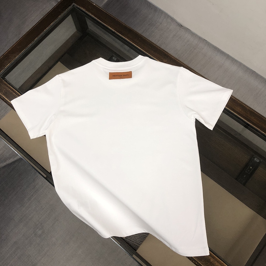 Louis Vuitton T-Shirt Style 064 detail view 6