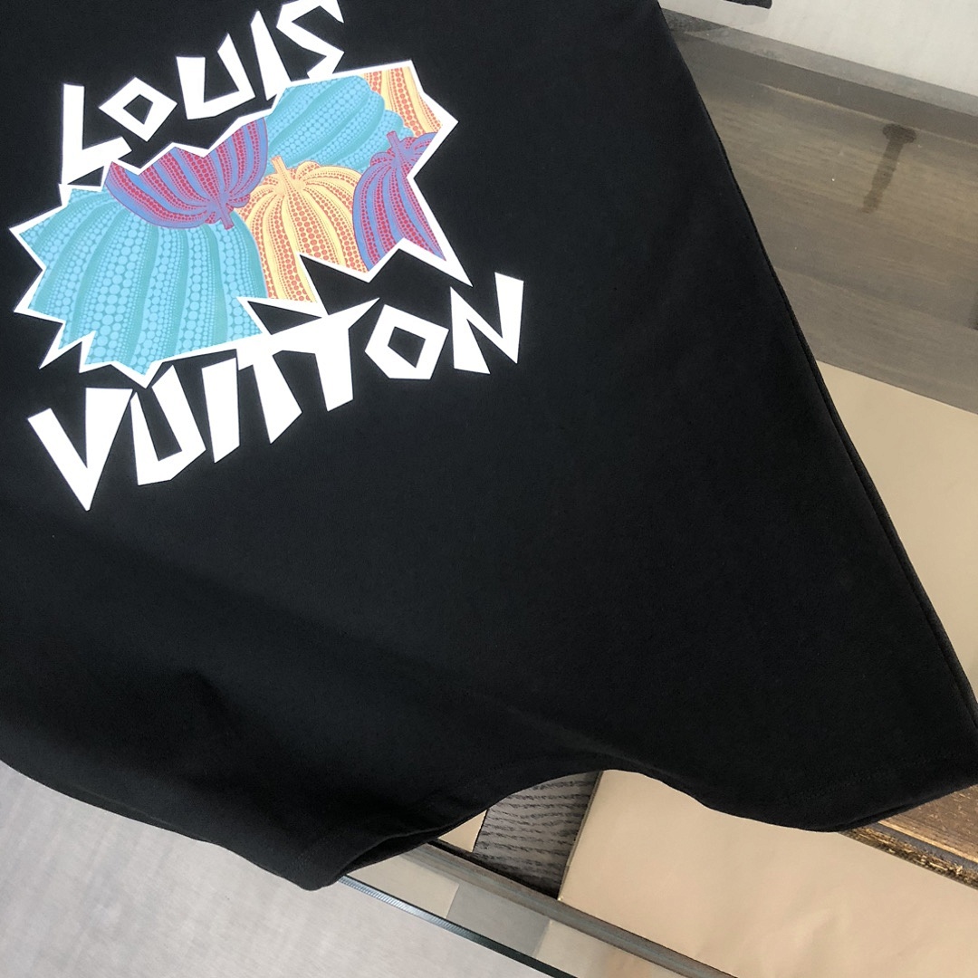 Louis Vuitton T-Shirt Style 065 detail view 7