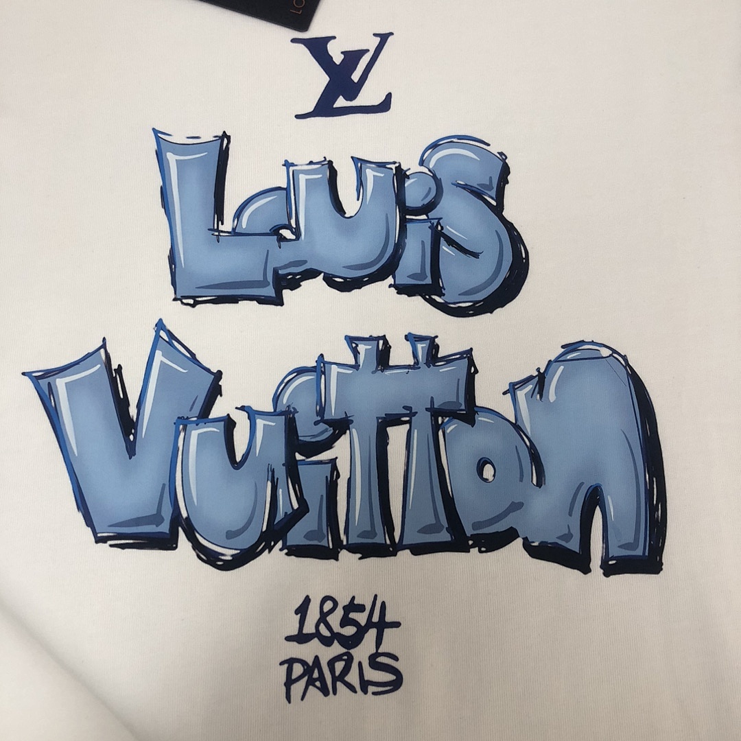 Louis Vuitton T-Shirt Style 068 detail view 3