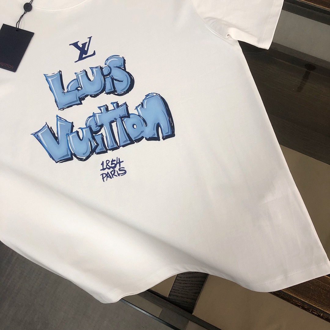 Louis Vuitton T-Shirt Style 068 detail view 6