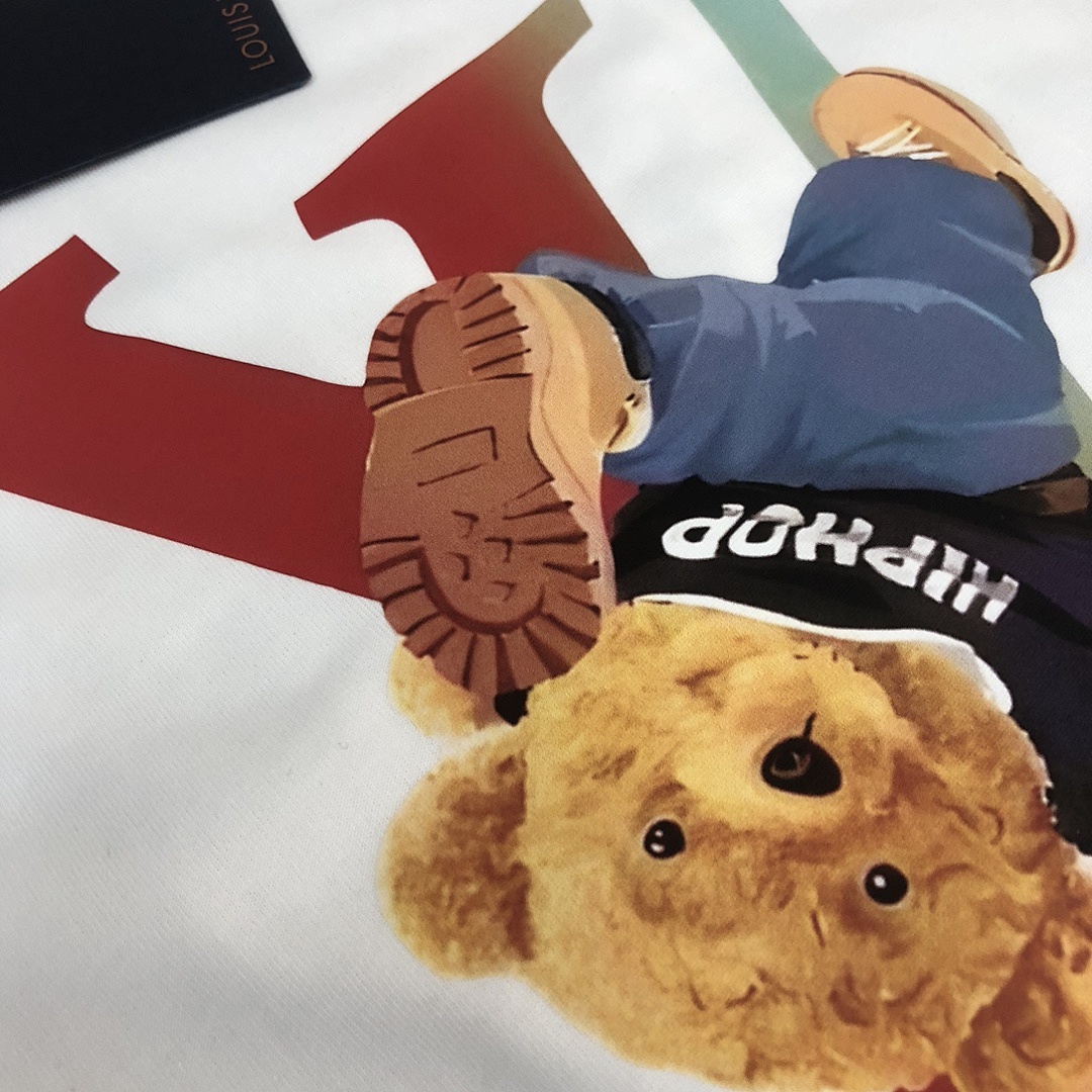 Louis Vuitton T-Shirt Style 074 detail view 1