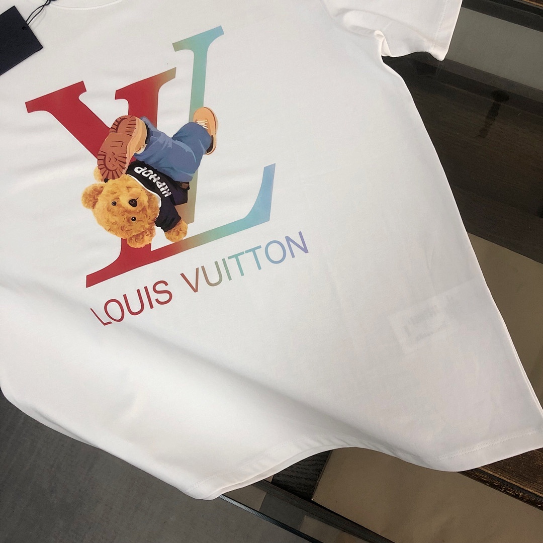 Louis Vuitton T-Shirt Style 074 detail view 6