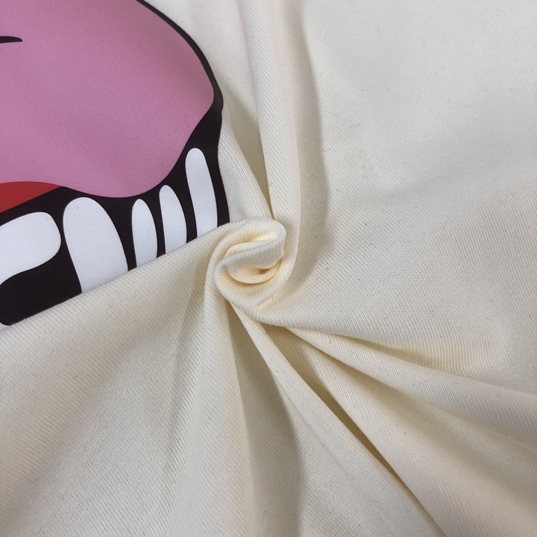 Gucci T-Shirt Style 004 detail view 1
