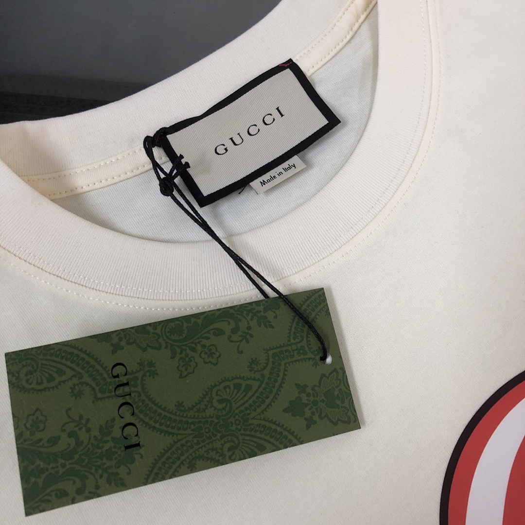 Gucci T-Shirt Style 004 detail view 2