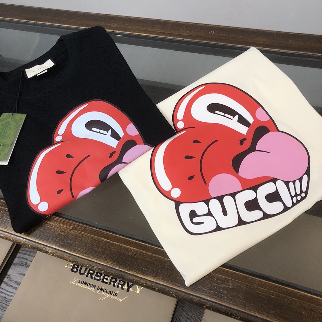 Gucci T-Shirt Style 004 detail view 4