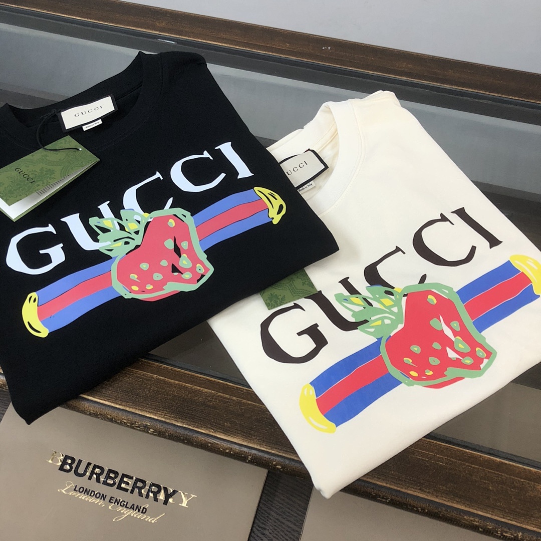 Gucci T-Shirt Style 006 detail view 4