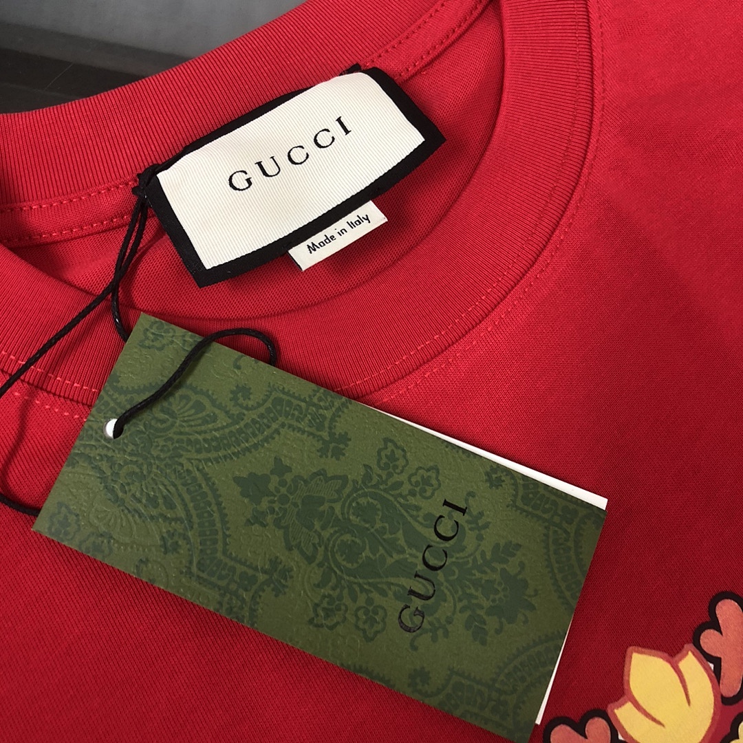 Gucci T-Shirt Style 012 detail view 4