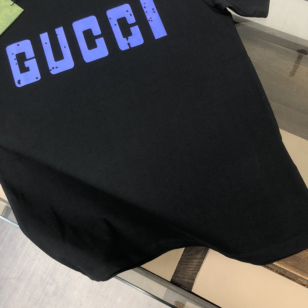 Gucci T-Shirt Style 018 detail view 3