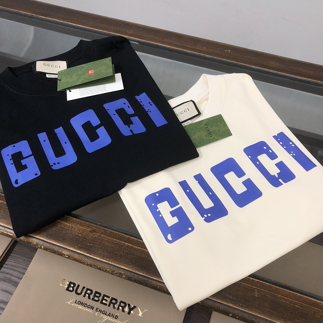 Gucci T-Shirt Style 019 detail view 4