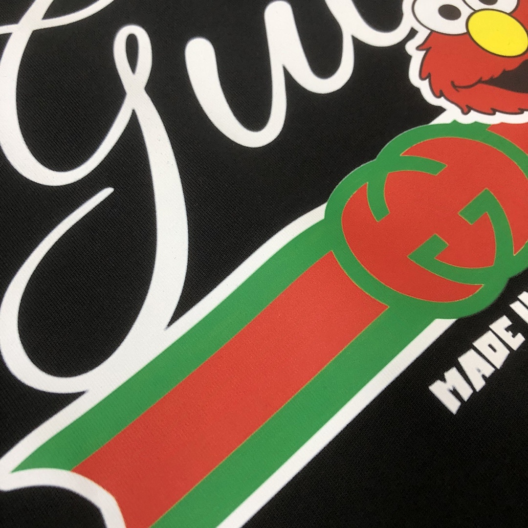 Gucci T-Shirt Style 027 detail view 2