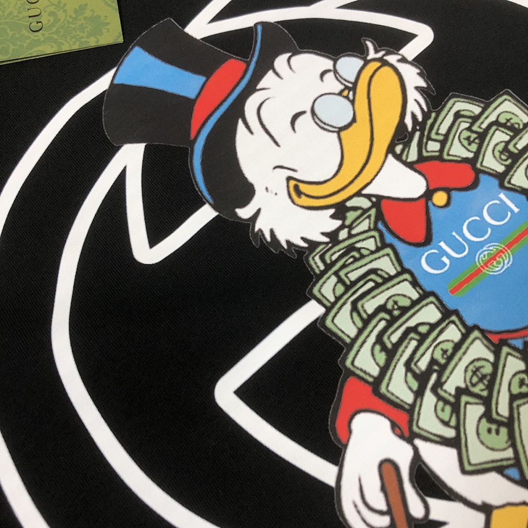 Gucci T-Shirt Style 029 detail view 2