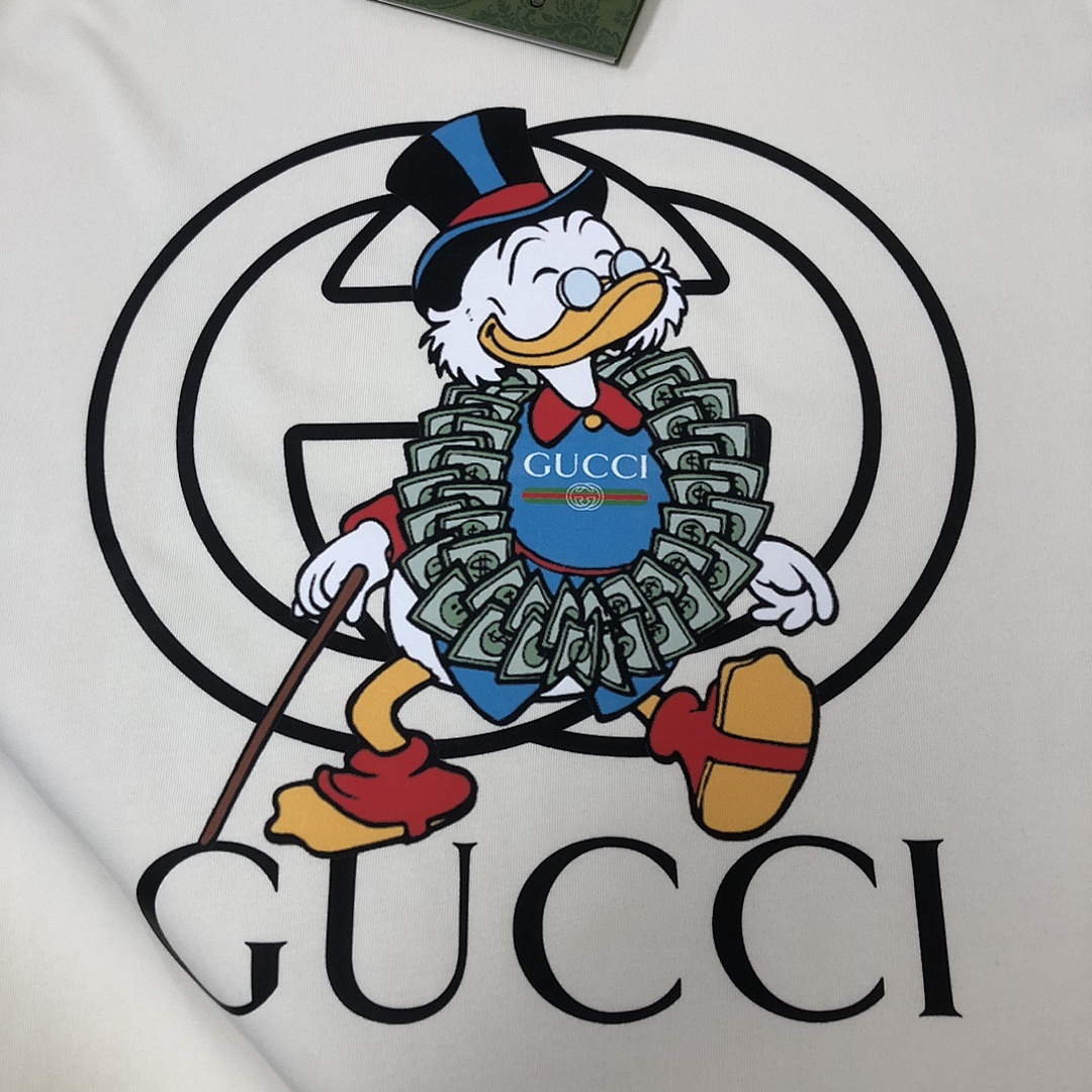 Gucci T-Shirt Style 030 detail view 2