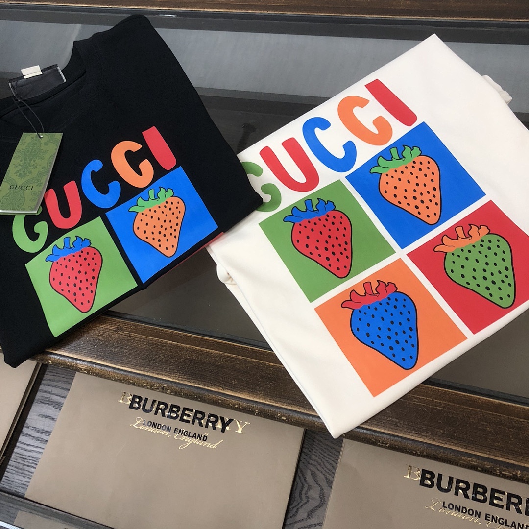 Gucci T-Shirt Style 031 detail view 4