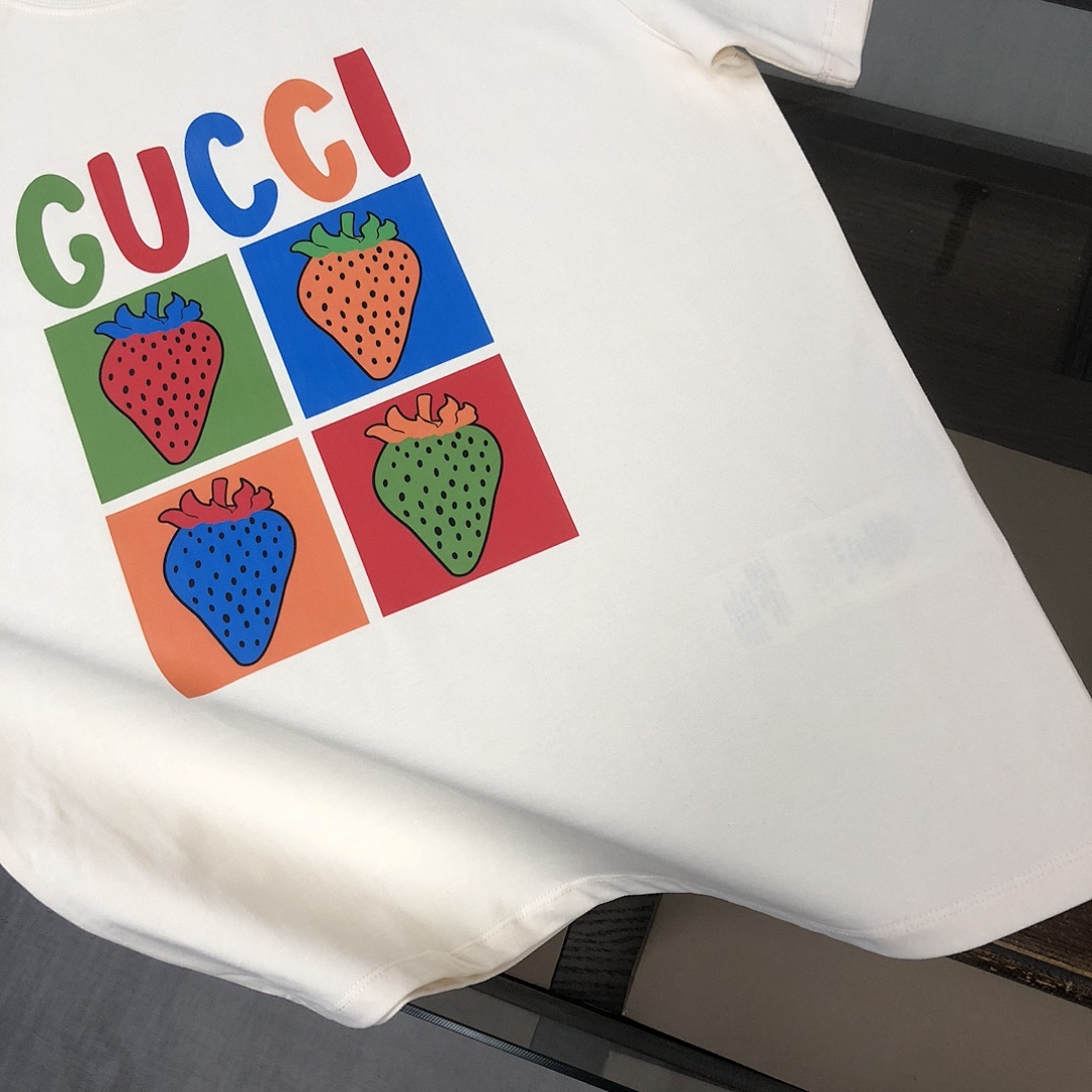 Gucci T-Shirt Style 032 detail view 6
