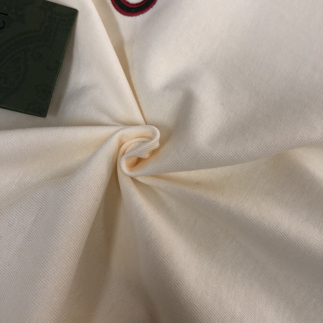 Gucci T-Shirt Style 039 detail view 2