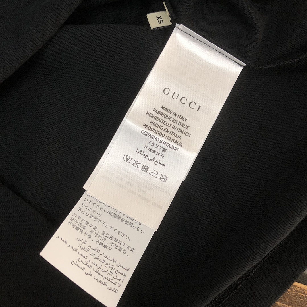 Gucci T-Shirt Style 045 detail view 1