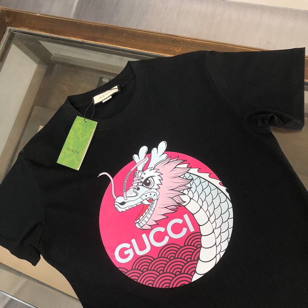 Gucci T-Shirt Style 048 detail view 4