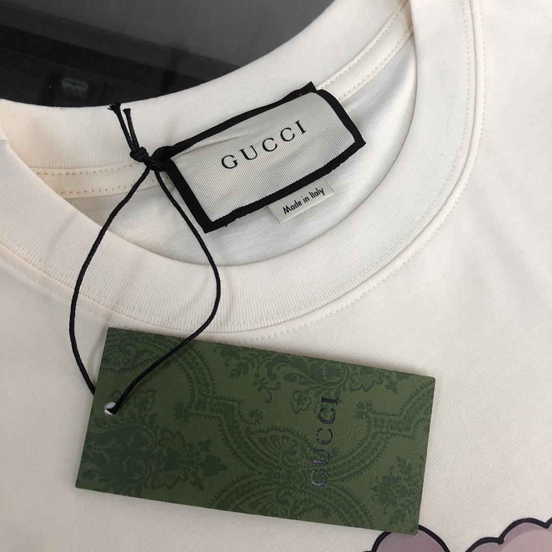Gucci T-Shirt Style 051 detail view 3