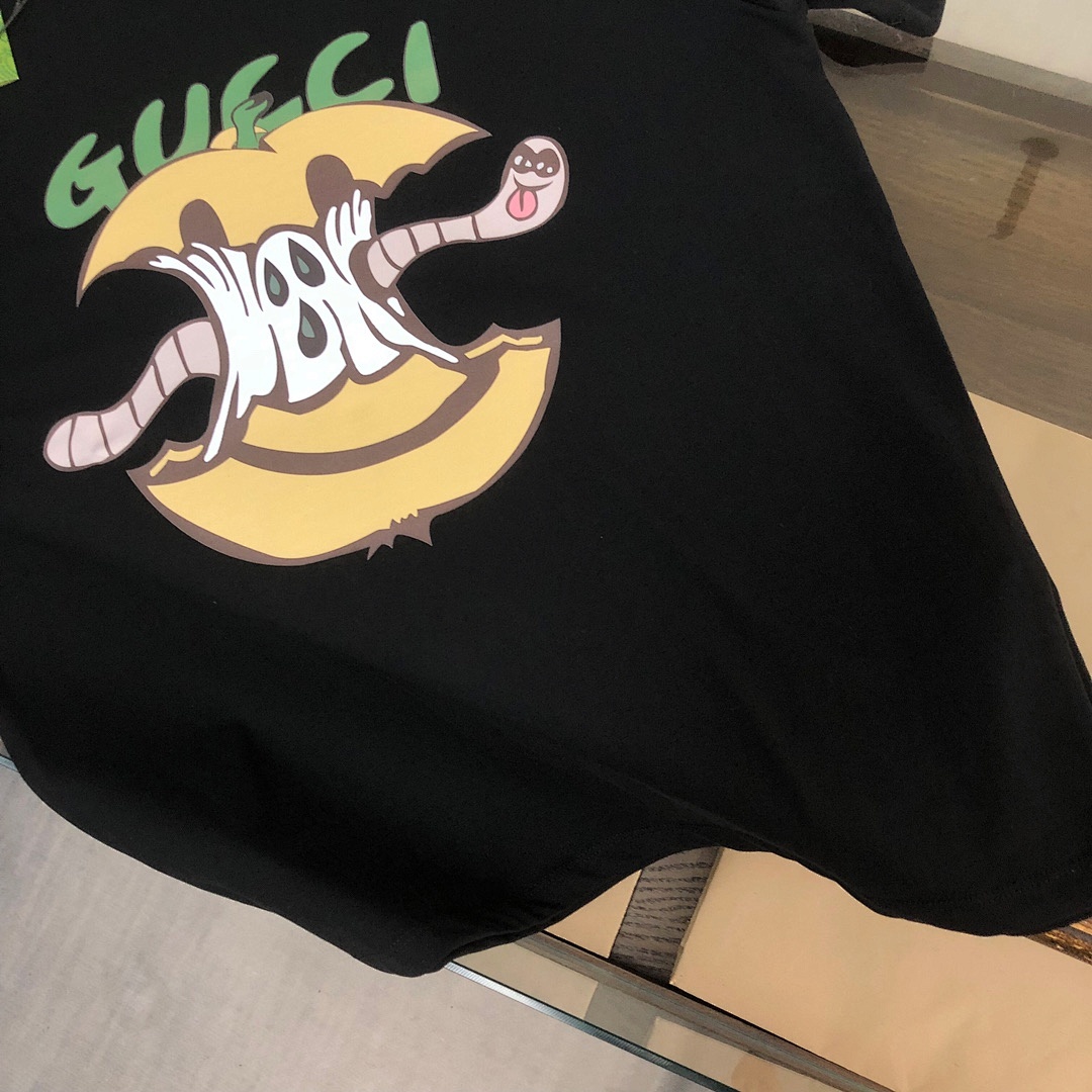 Gucci T-Shirt Style 054 detail view 5