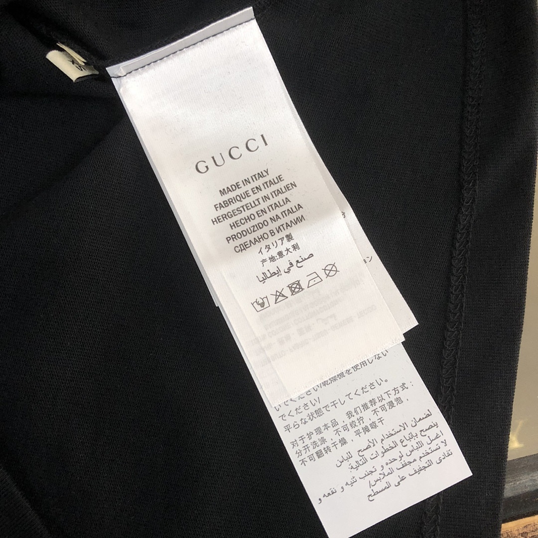Gucci T-Shirt Style 057 detail view 1