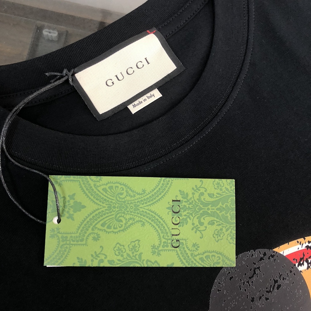 Gucci T-Shirt Style 057 detail view 3