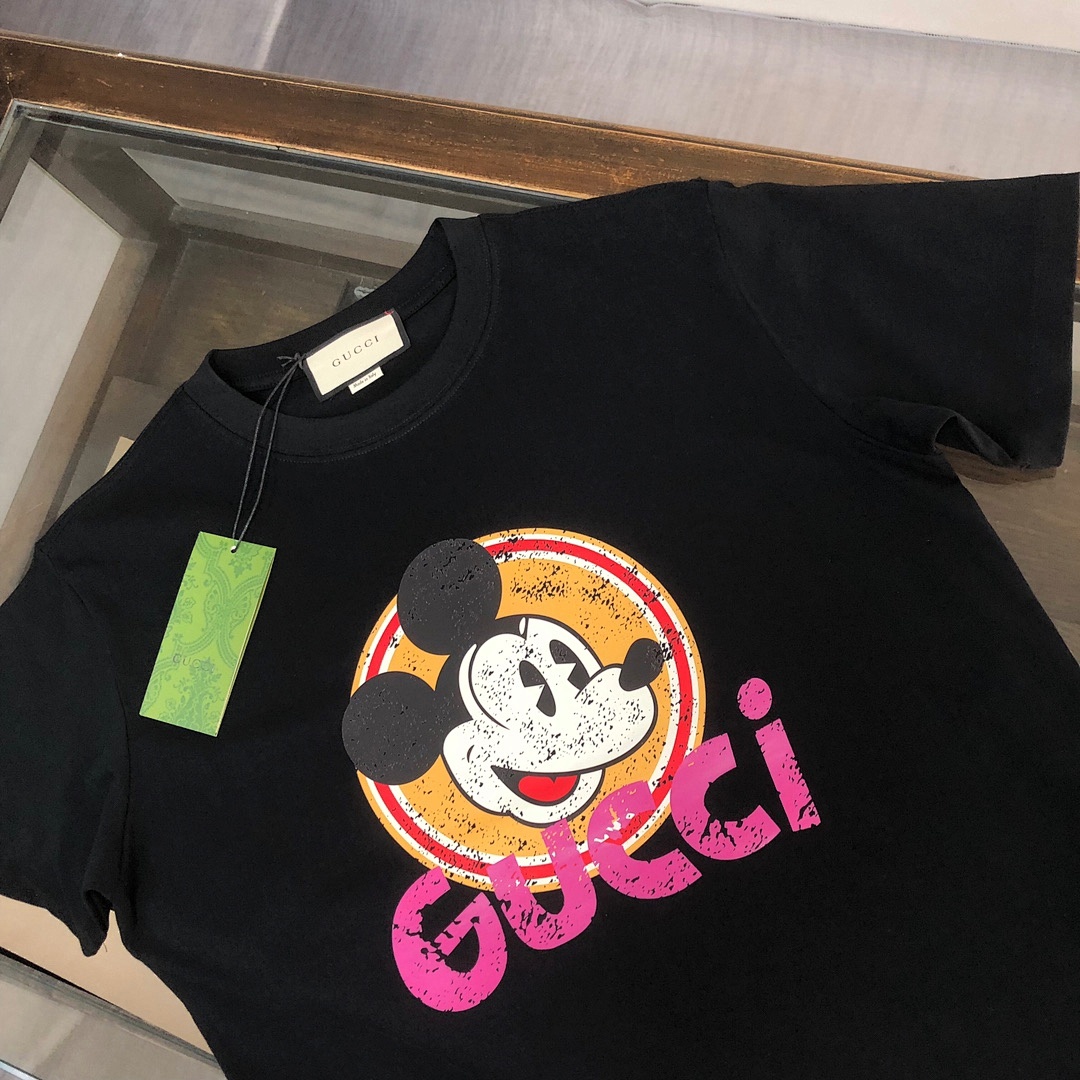Gucci T-Shirt Style 057 detail view 4