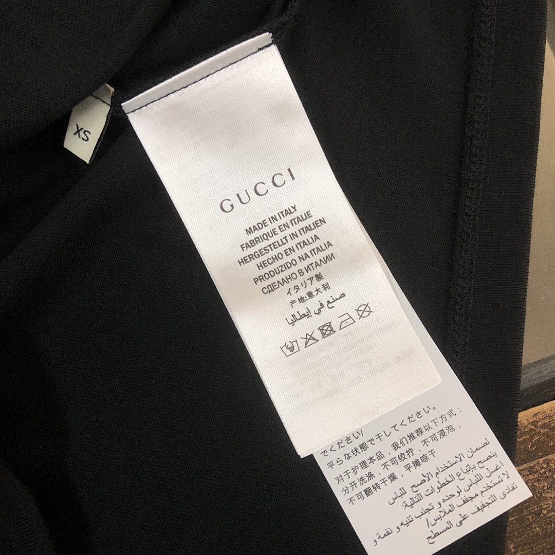 Gucci T-Shirt Style 058 detail view 2