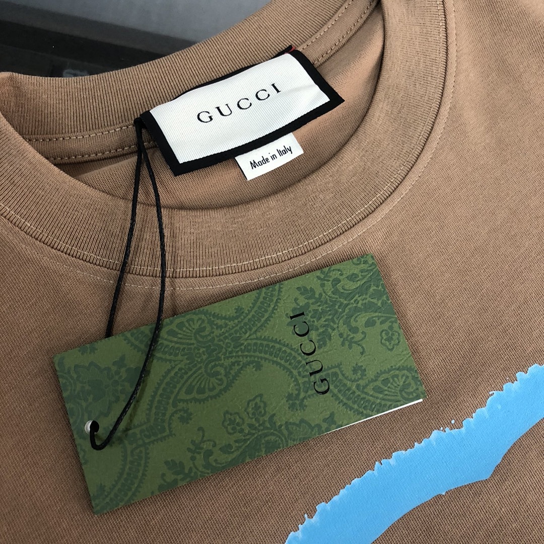 Gucci T-Shirt Style 060 detail view 4
