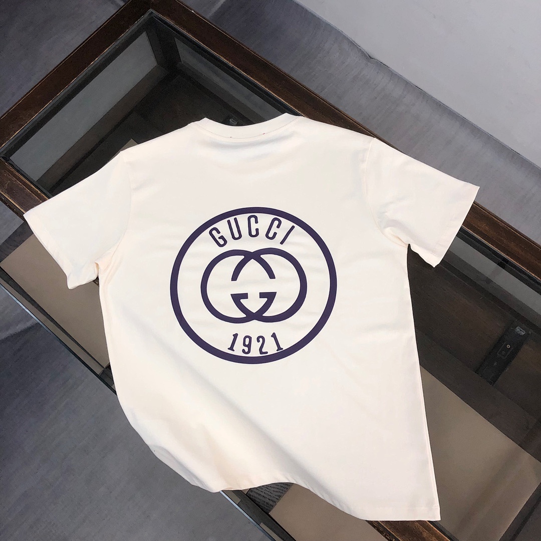 Gucci T-Shirt Style 070 detail view 4
