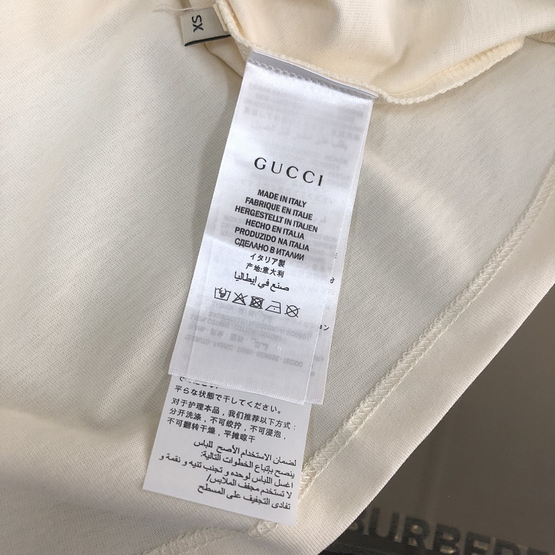 Gucci T-Shirt Style 074 main view