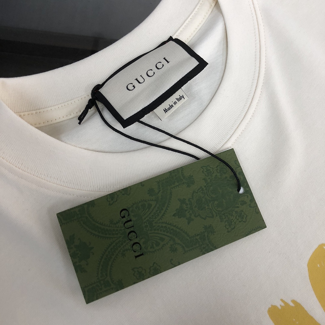 Gucci T-Shirt Style 074 detail view 3