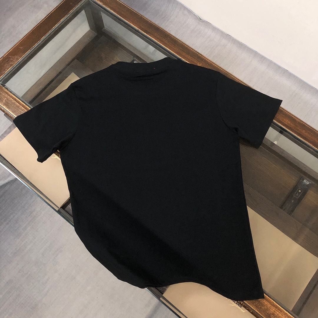 Gucci T-Shirt Style 080 detail view 4