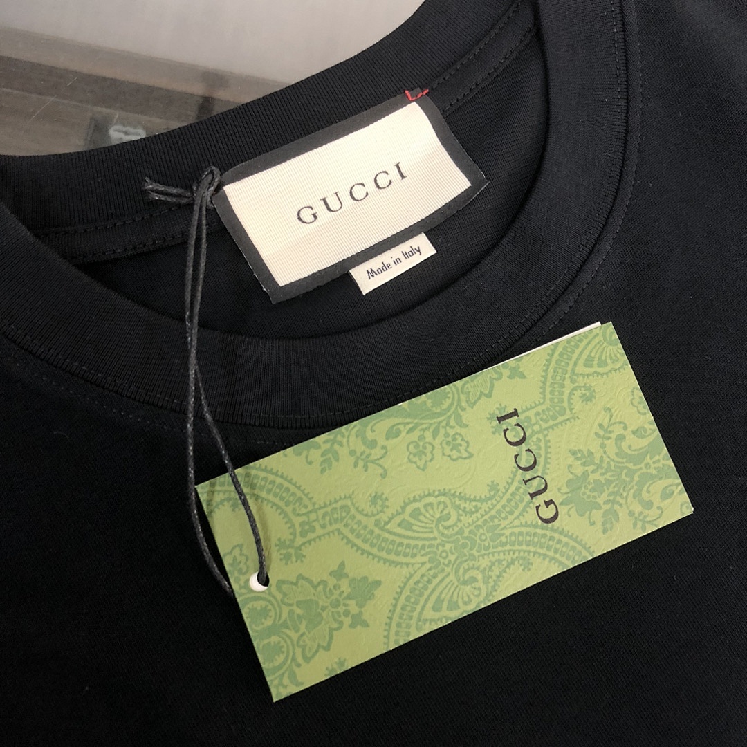 Gucci T-Shirt Style 082 detail view 4