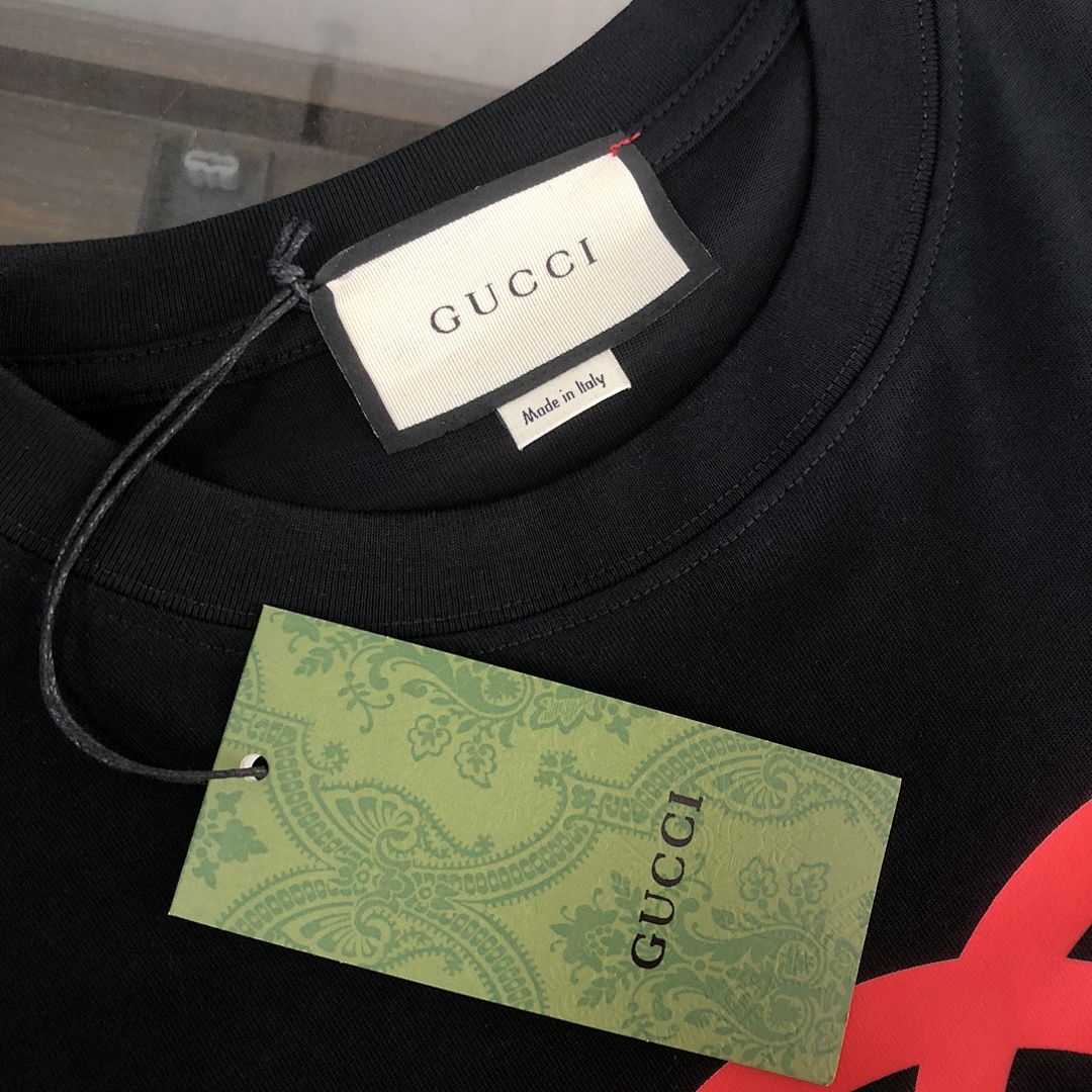 Gucci T-Shirt Style 085 detail view 2