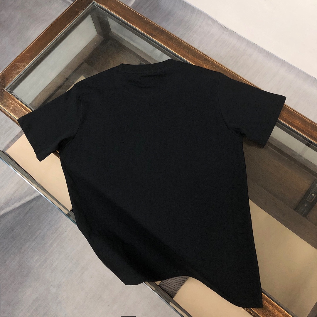 Gucci T-Shirt Style 093 detail view 4