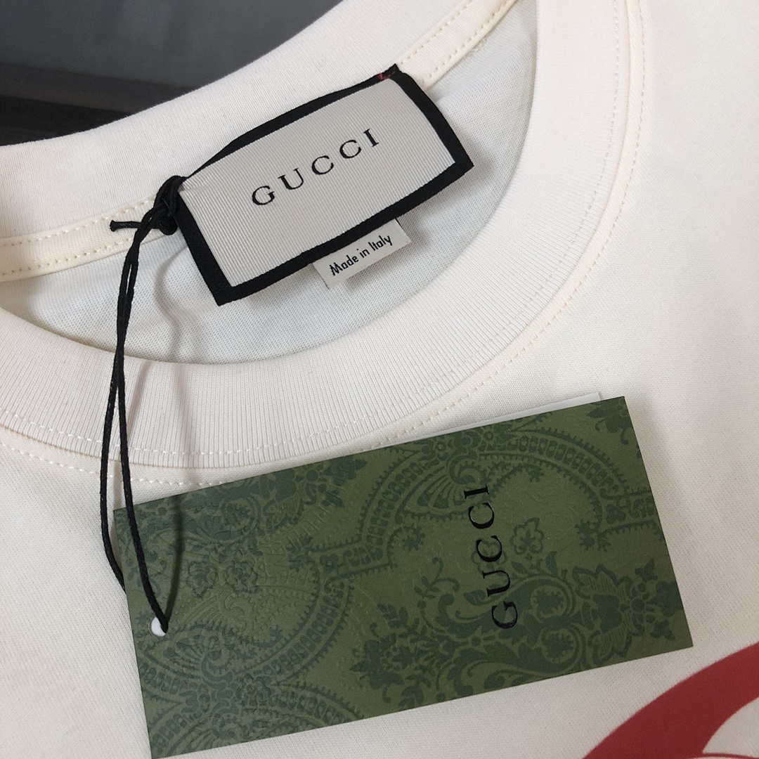 Gucci T-Shirt Style 098 detail view 4
