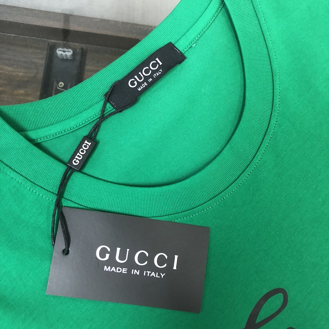 Gucci T-Shirt Style 100 detail view 3