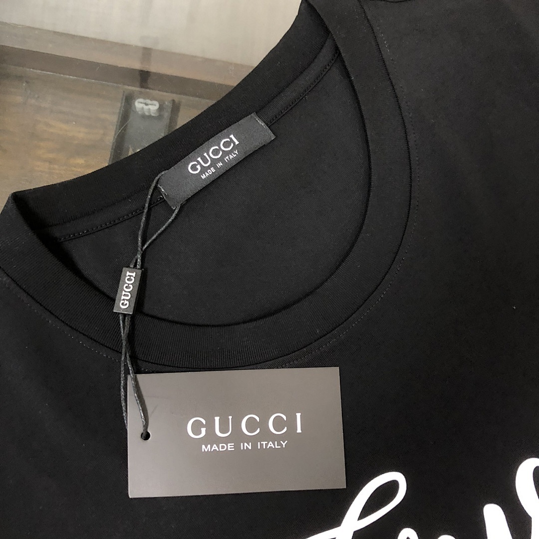 Gucci T-Shirt Style 102 detail view 6