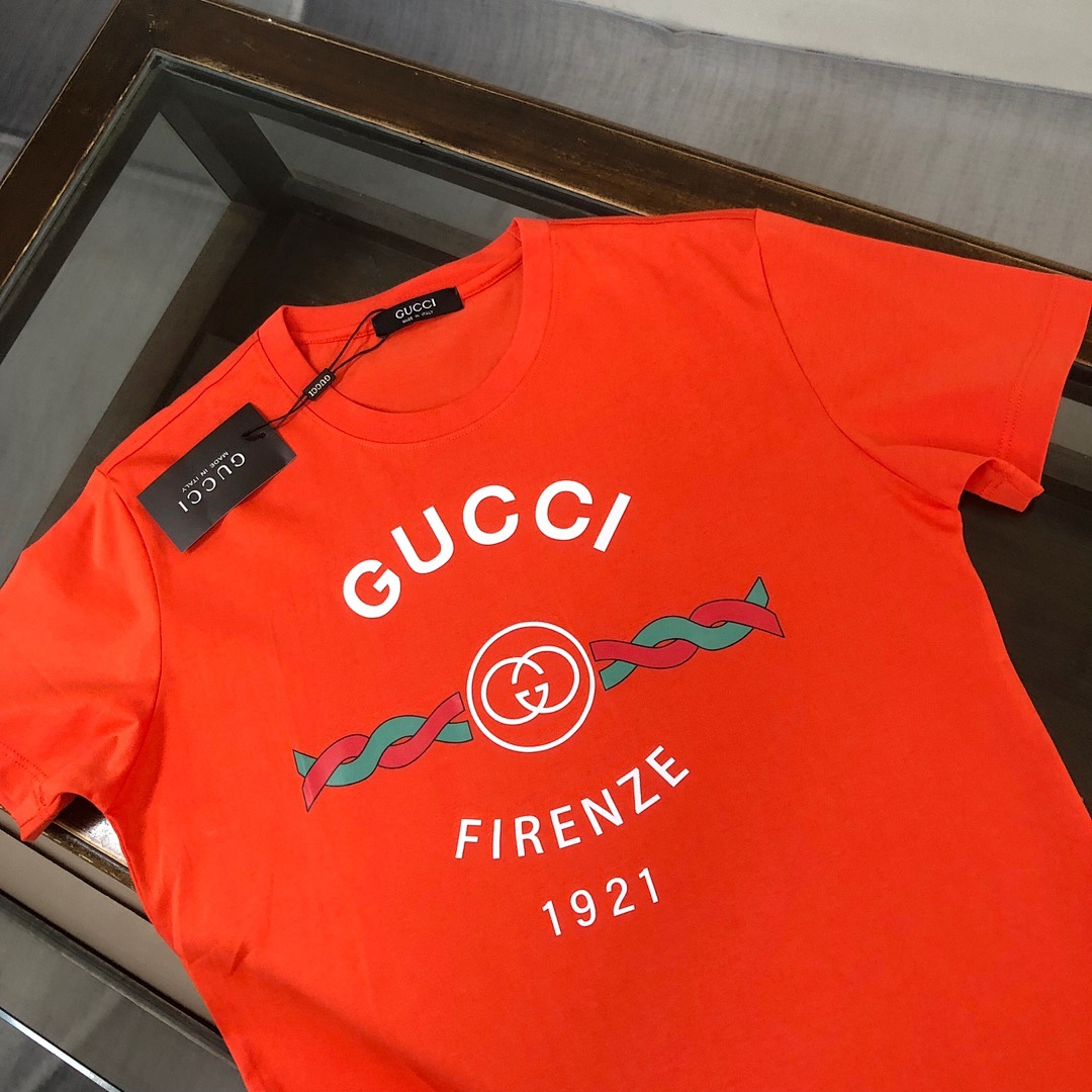 Gucci T-Shirt Style 104 detail view 6