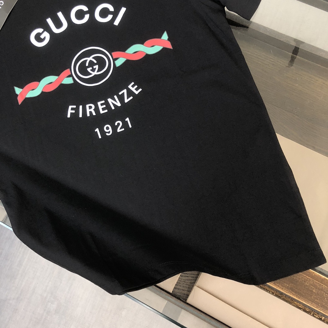 Gucci T-Shirt Style 106 detail view 4
