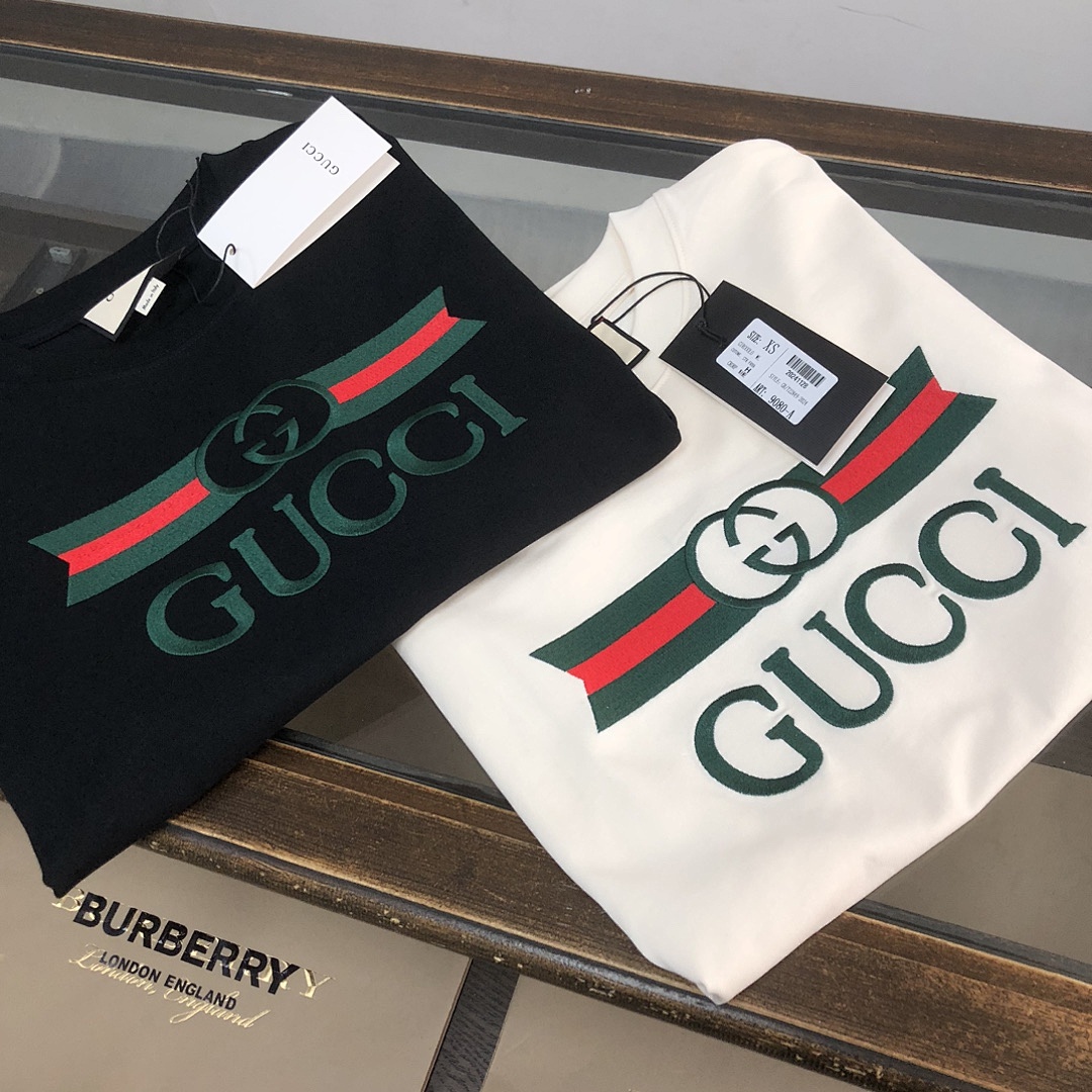 Gucci T-Shirt Style 107 detail view 4