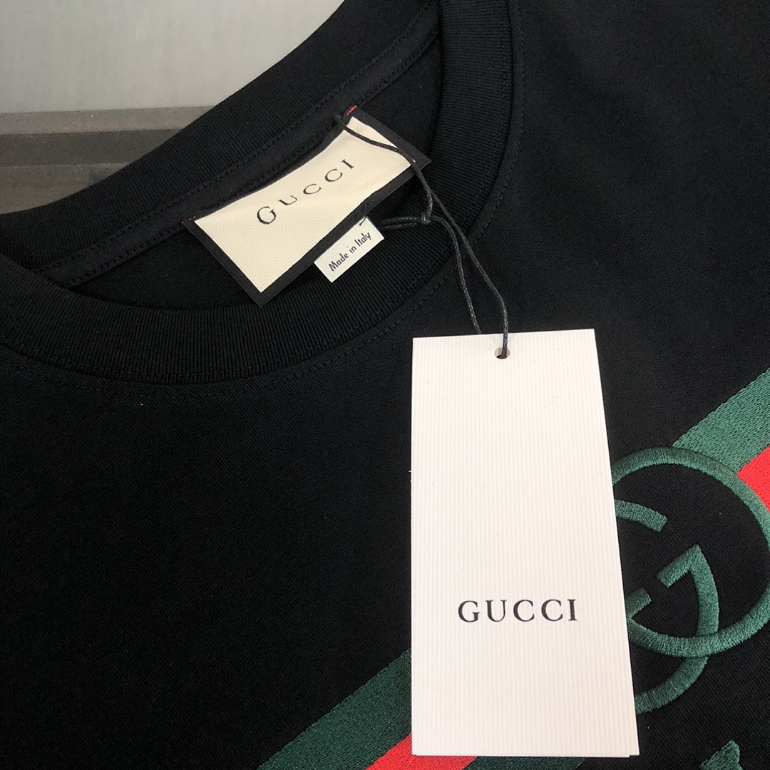 Gucci T-Shirt Style 111 detail view 3