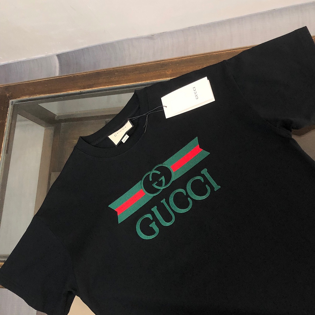 Gucci T-Shirt Style 111 detail view 5