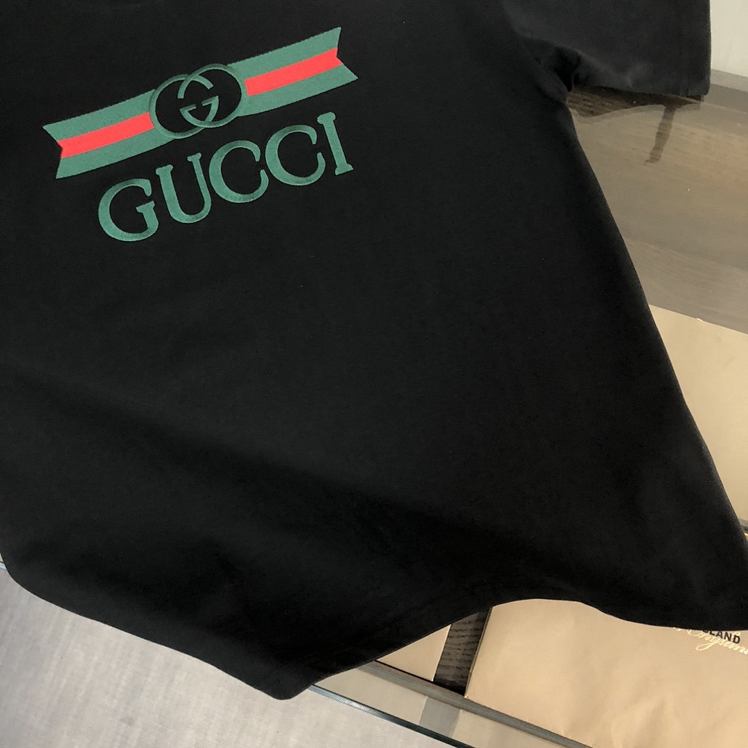 Gucci T-Shirt Style 111 detail view 7