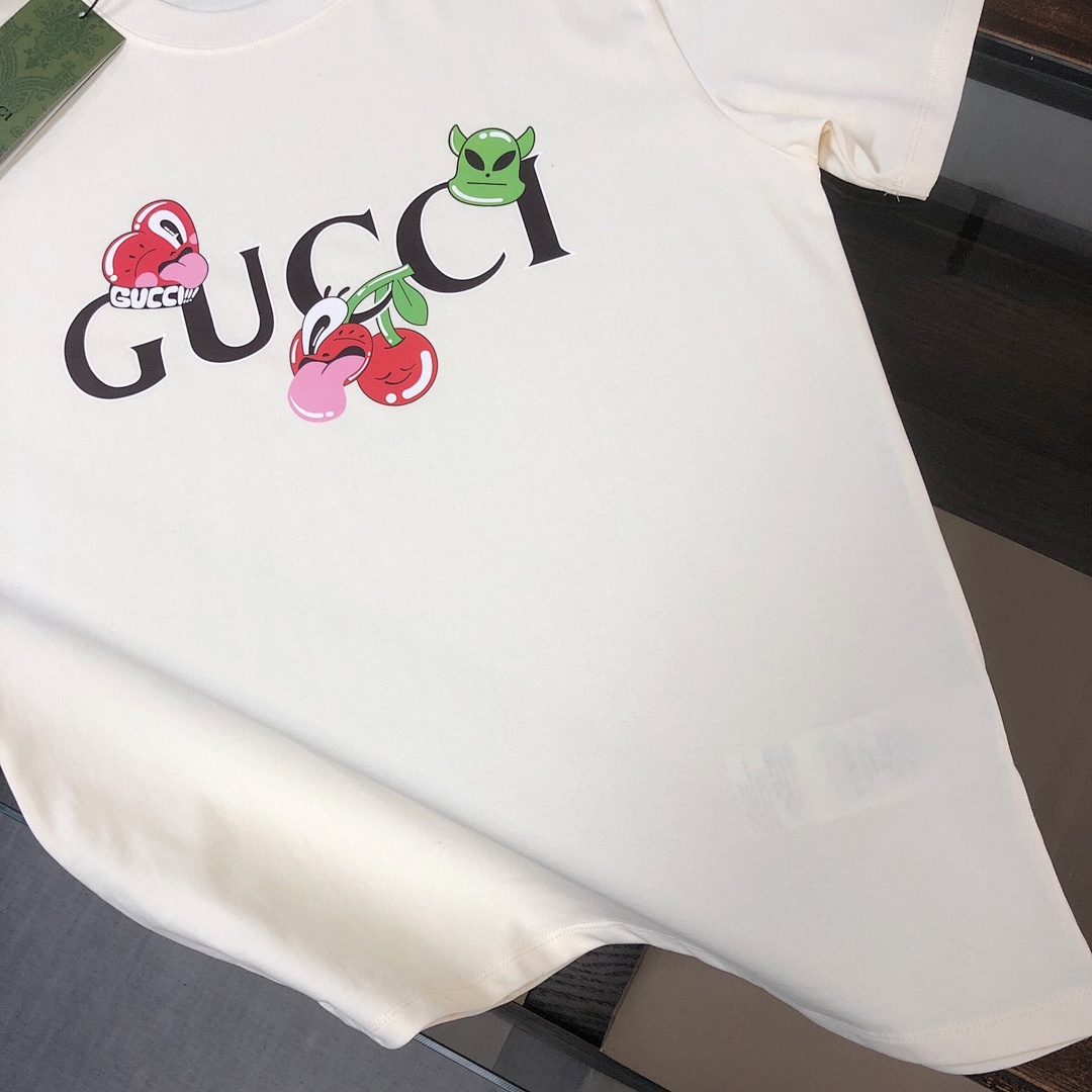 Gucci T-Shirt Style 112 detail view 6