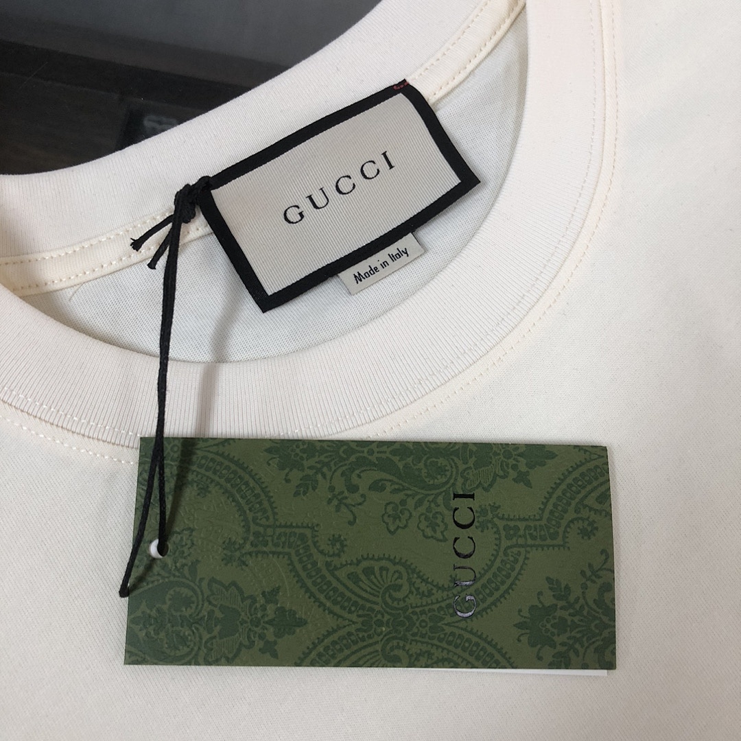 Gucci T-Shirt Style 114 detail view 3