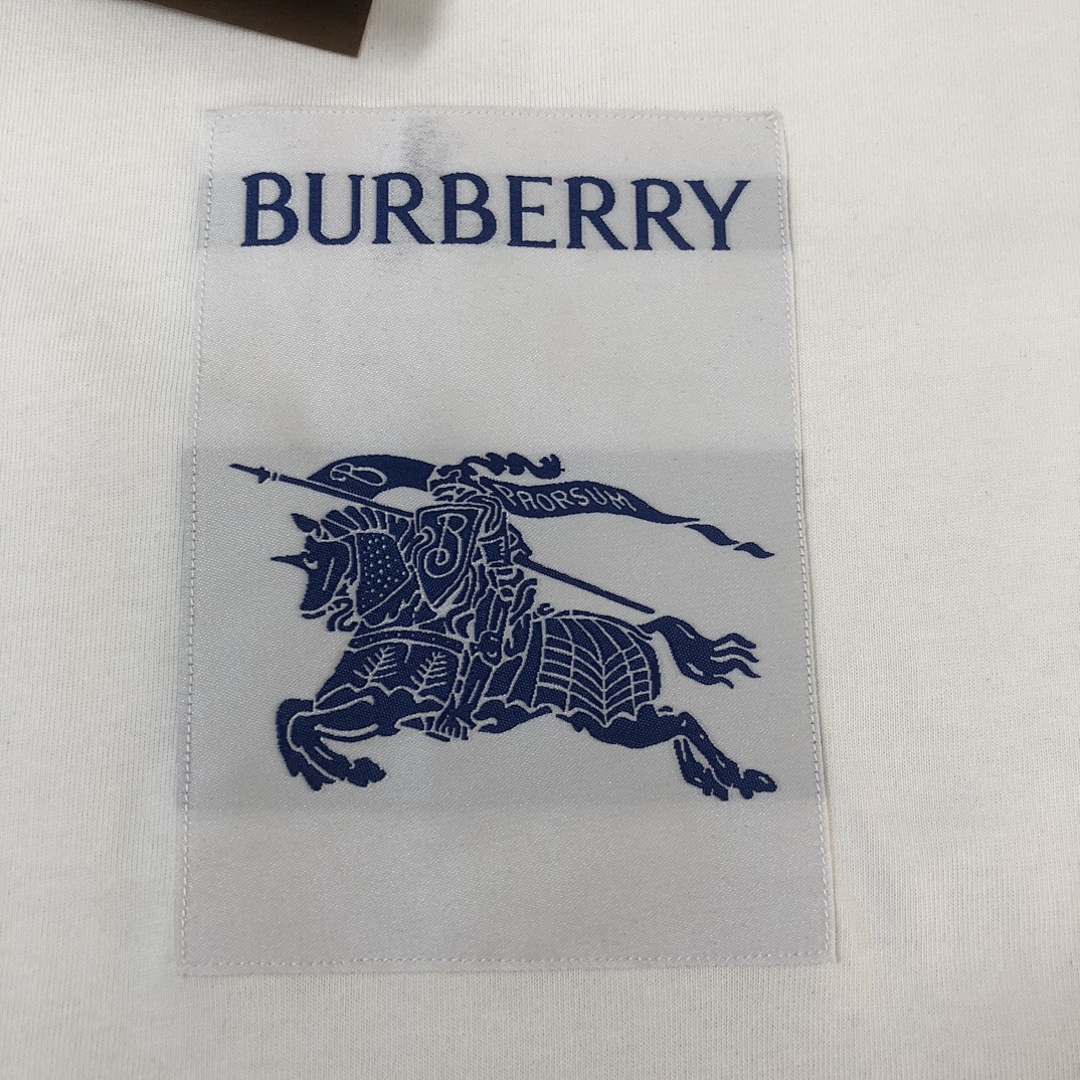 Burberry T-Shirt detail view 2