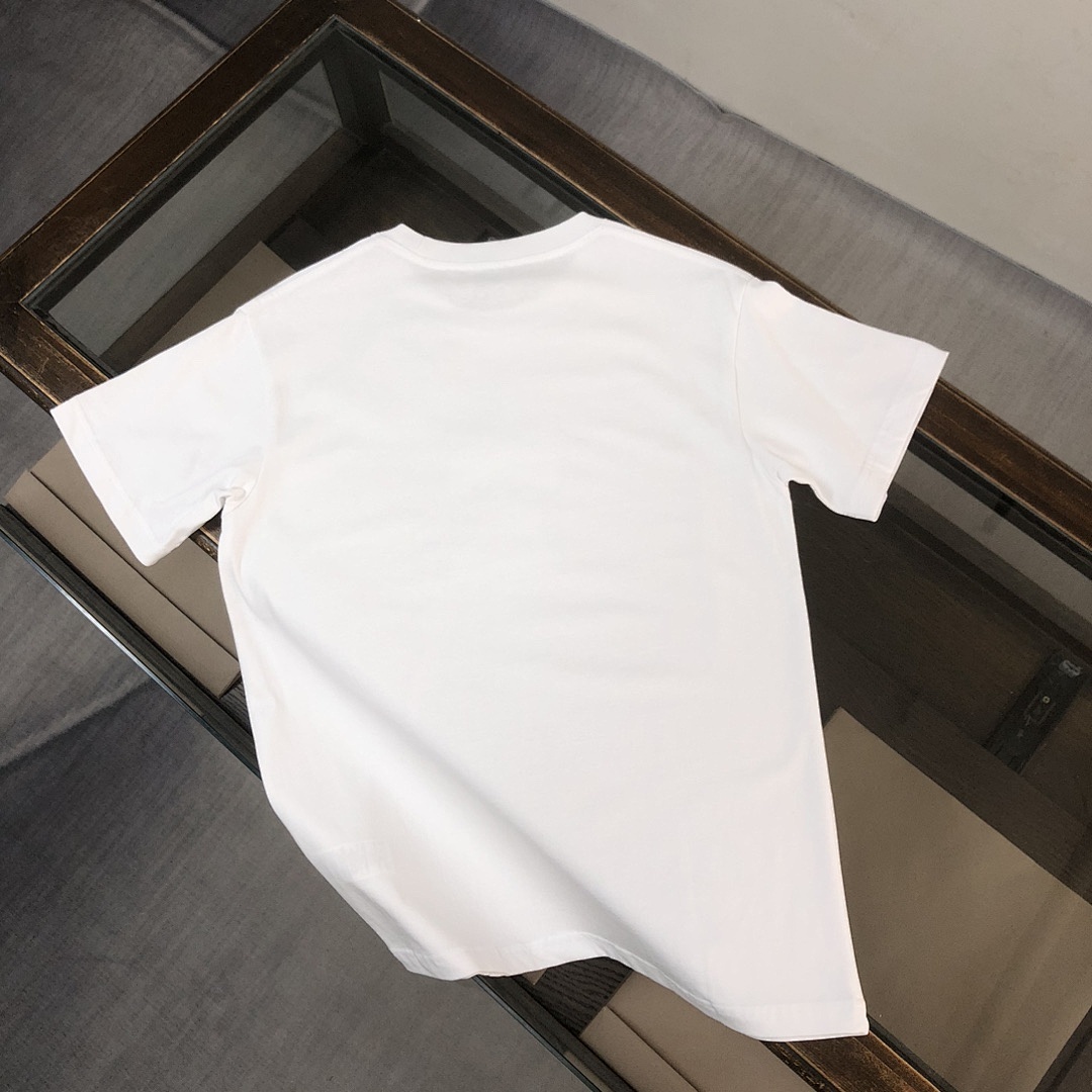 Burberry T-Shirt detail view 6